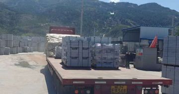 辽阳 芝麻白仿形路沿石，直形路沿石