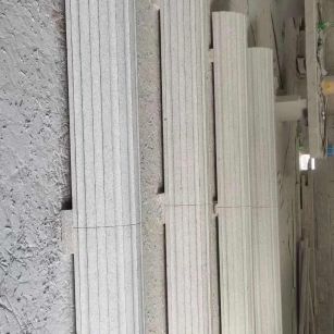 辽阳 花岗岩厂家带你看白麻花岗岩门楼大柱柱皮