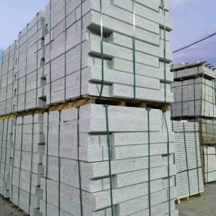 辽阳 芝麻白花岗岩路沿石，路缘石，路肩石，道牙，立缘石，马路牙子，街沿石，侧石等