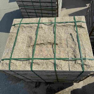 辽阳 黄金麻花岗岩石材自然面蘑菇石成品