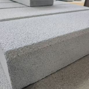 辽阳 芝麻灰荔枝面路沿石