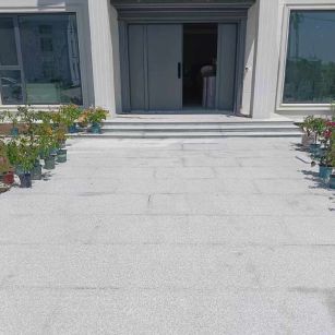 辽阳 芝麻白花岗岩地铺石地面铺装