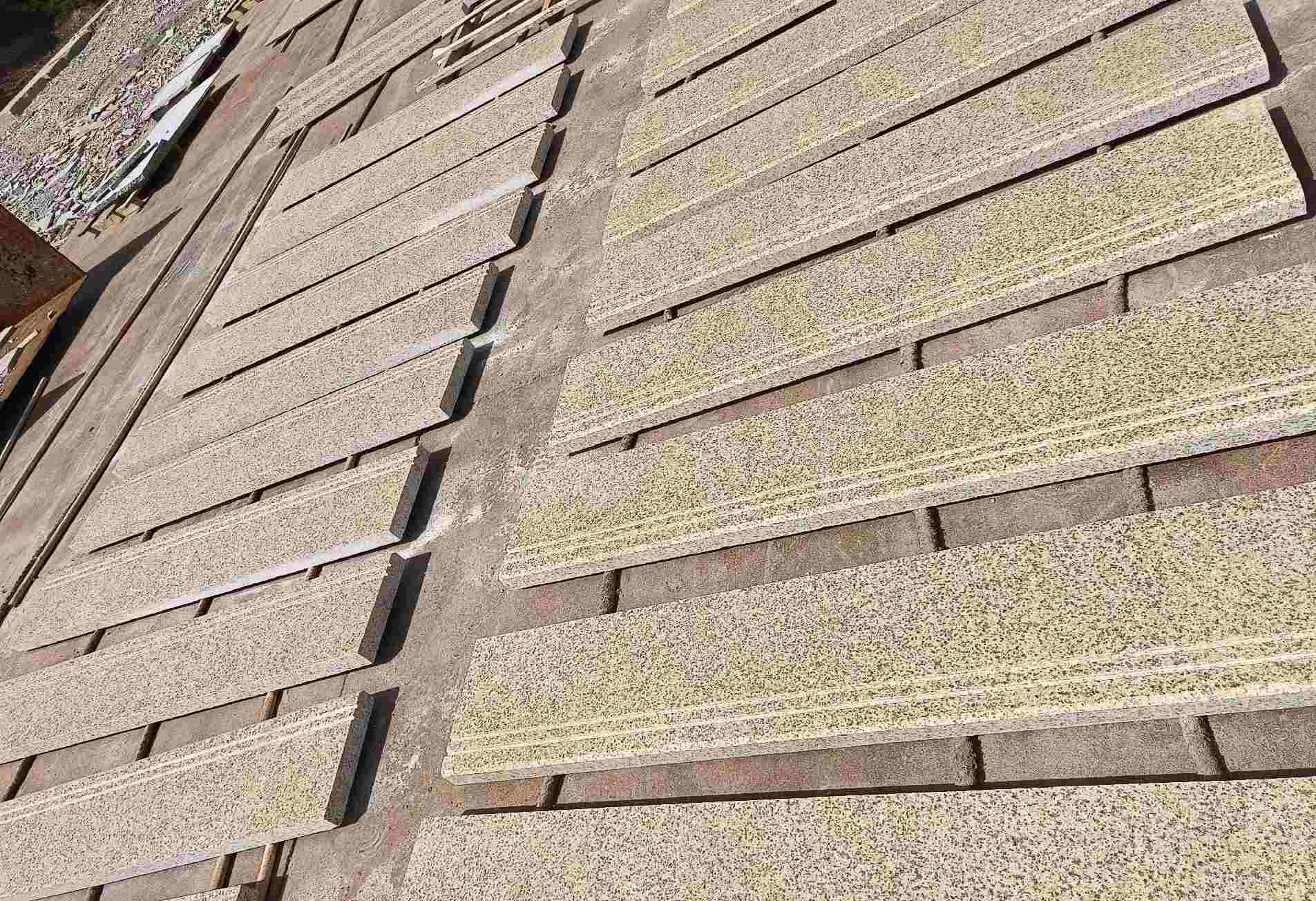 辽阳 黄金麻花岗岩光面楼梯踏步