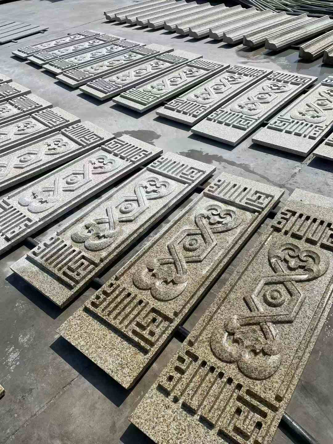 辽阳 黄金麻花岗岩外墙雕刻板