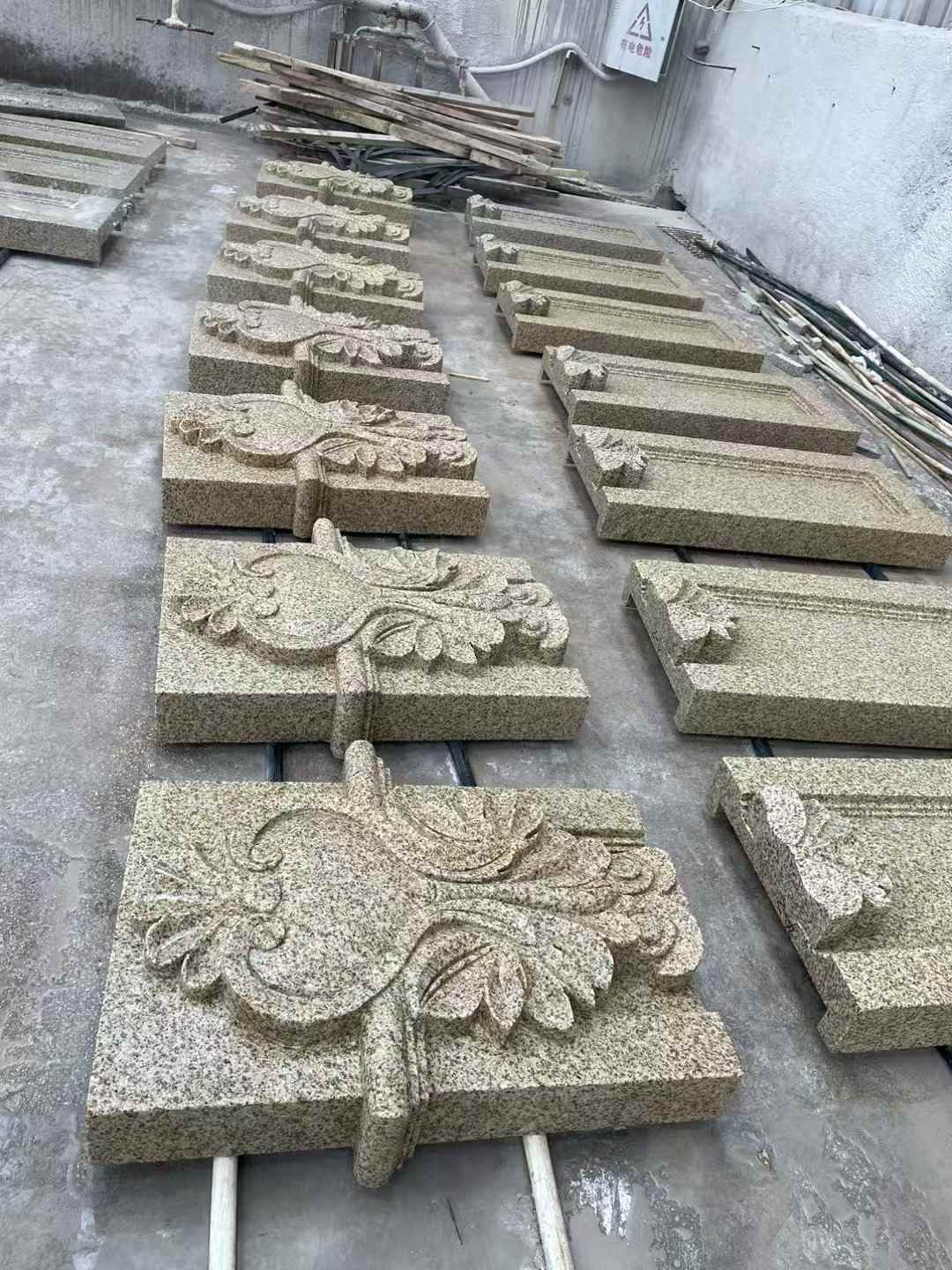 辽阳 黄金麻花岗岩别墅外墙雕刻板