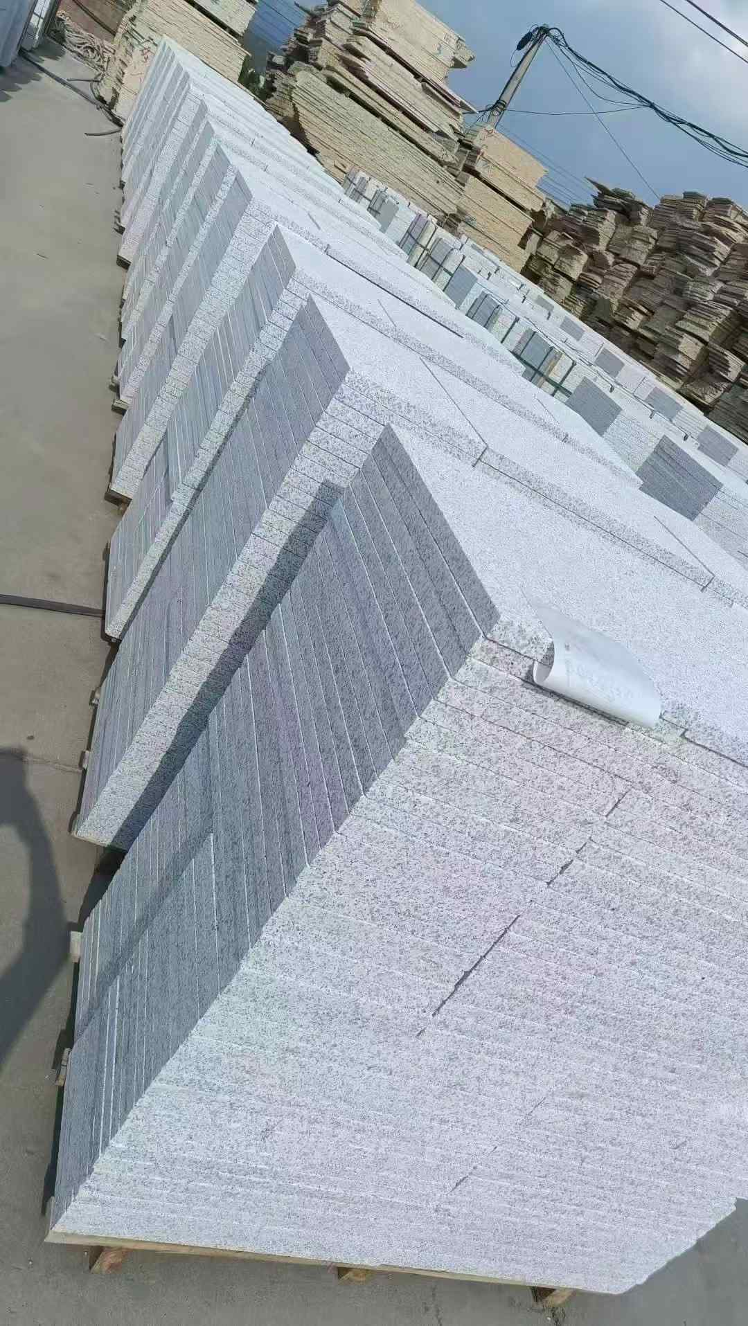 辽阳 白麻荔枝面花岗岩地铺石