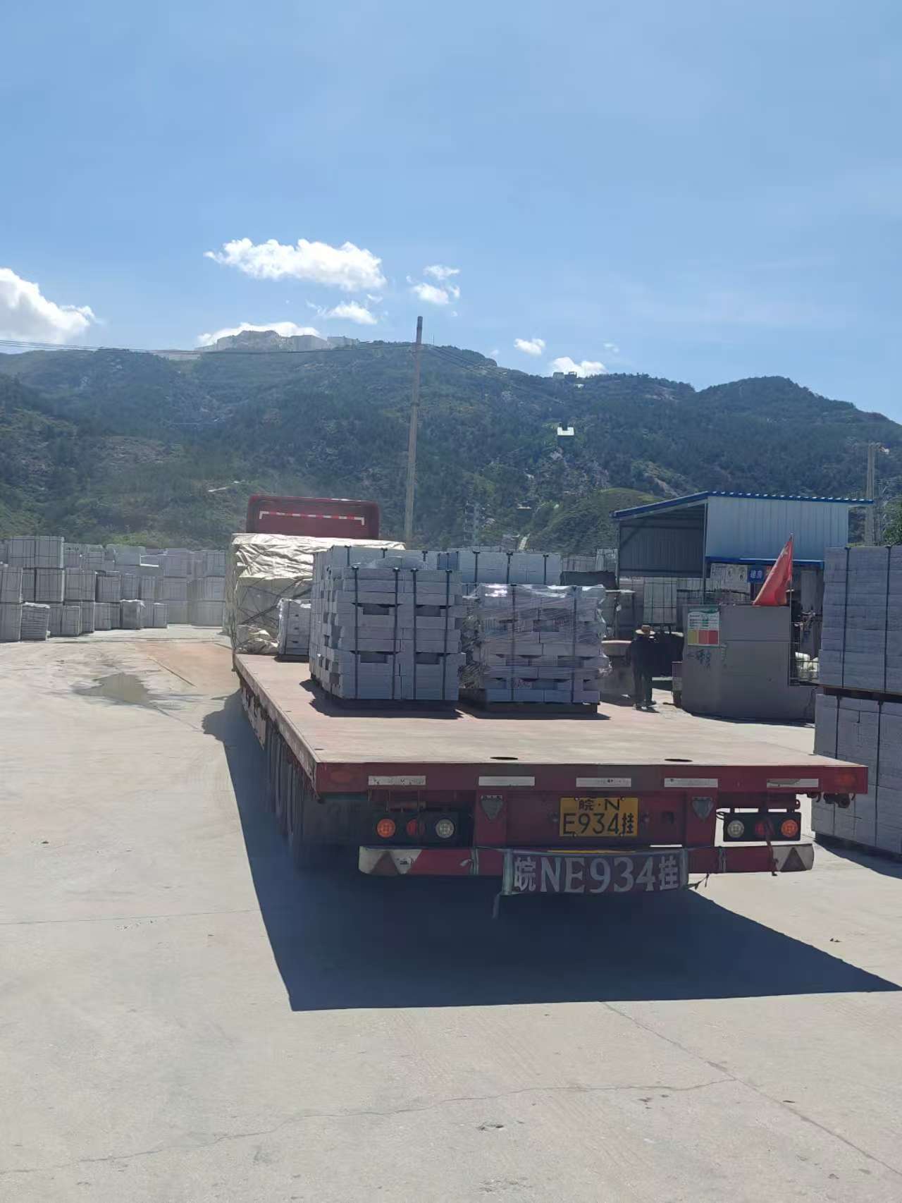 辽阳 芝麻白仿形路沿石，直形路沿石