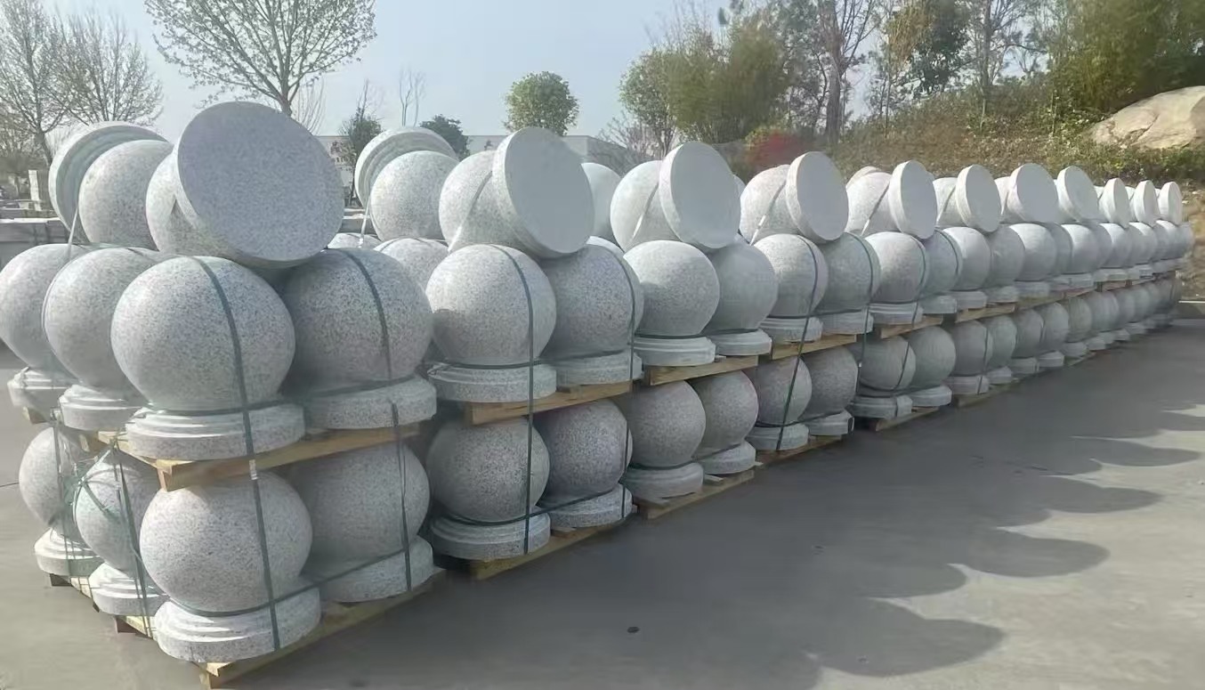 辽阳 白麻花岗岩石材圆球，石球，挡车球，隔离球，景观石球，风水球等