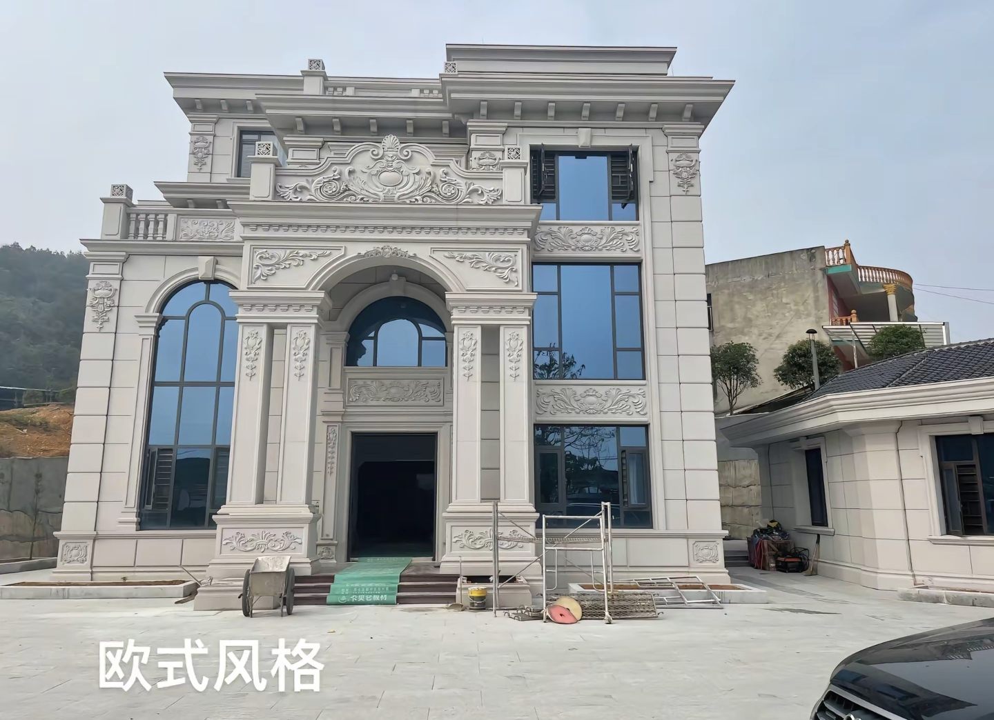 辽阳 白麻花岗岩别墅外墙干挂